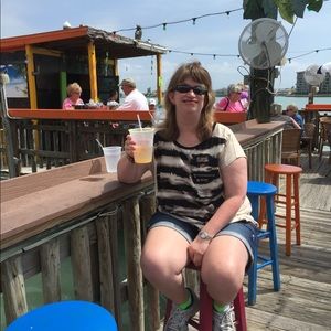 Meet your Posher, Nicole